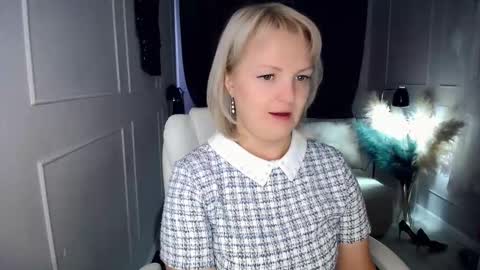 Snapshot of emmmam chatting on February 2026 09:05:01 AM emmmam online show from February 2026 09:05:01 AM