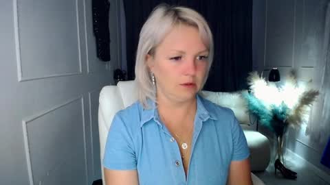 Snapshot of emmmam chatting on March 2026 06:05:02 AM emmmam online show from March 2026 06:05:02 AM