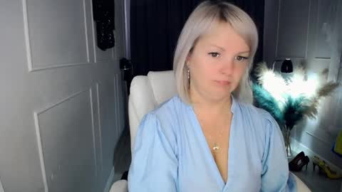 Snapshot of emmmam chatting on April 2026 07:58:02 AM emmmam online show from April 2026 07:58:02 AM