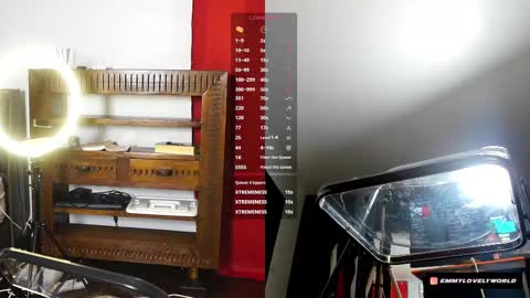 Snapshot of emmyfoxx_ chatting on October 2025 06:06:02 PM Emmy online show from October 2025 06:06:02 PM
