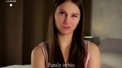 Emmy online show from November 2025 01:16:02 AM