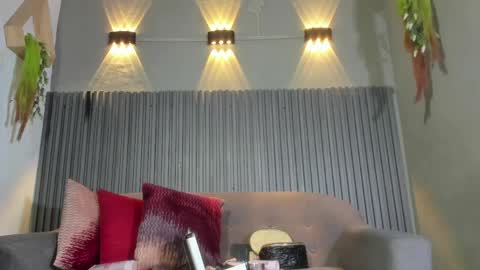 emmyy_fantasyy online show from March 2026 01:01:01 PM