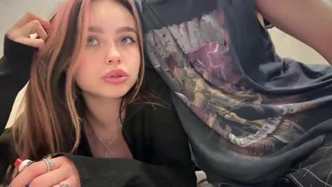 Gabriel  Elizabeth online show from February 2025 07:42:01 PM