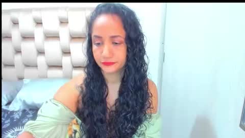 emperatriztapia online show from March 2026 09:39:02 PM