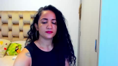 Snapshot of emperatriztapia chatting on May 2026 06:36:02 PM emperatriztapia online show from May 2026 06:36:02 PM