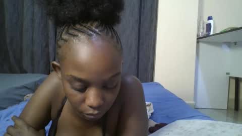 Snapshot of empress_emma chatting on March 2026 08:26:33 AM empress_emma online show from March 2026 08:26:33 AM