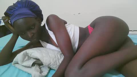 Snapshot of empress_ivy1 chatting on April 2026 06:19:02 AM empress_ivy1 online show from April 2026 06:19:02 AM