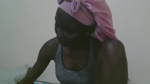 Snapshot of empress_ivy1 chatting on May 2026 03:27:01 PM empress_ivy1 online show from May 2026 03:27:01 PM