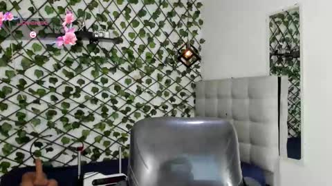 Emy online show from January 2026 07:23:01 PM