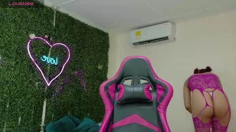 Emy online show from March 2026 03:28:02 PM