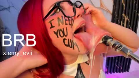 Snapshot of emy_evie1 chatting on June 2026 05:06:02 PM emy online show from June 2026 05:06:02 PM