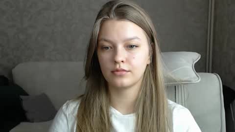 Snapshot of emysway chatting on February 2025 04:15:01 AM EmySway online show from February 2025 04:15:01 AM