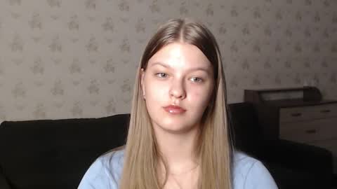 Snapshot of emysway chatting on March 2025 02:07:01 PM EmySway online show from March 2025 02:07:01 PM