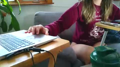 emyxxl online show from February 2026 02:57:02 PM