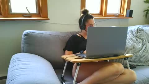 Snapshot of emyxxl chatting on May 2026 05:53:01 PM emyxxl online show from May 2026 05:53:01 PM
