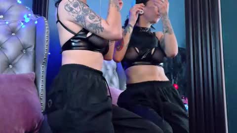 EnchantressQueen online show from March 2026 03:52:01 PM