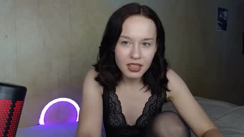 Missis And Mister Fox online show from December 2025 03:30:01 PM