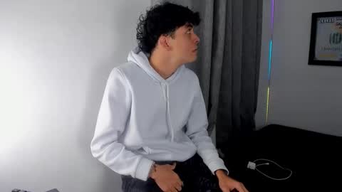 Salo online show from April 2026 11:02:02 AM