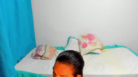 Snapshot of engel20042001 chatting on January 2025 01:13:02 AM engel20042001 online show from January 2025 01:13:02 AM