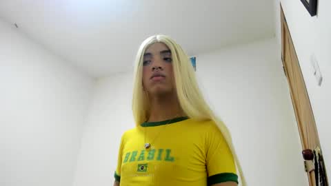 Snapshot of engel20042001 chatting on January 2025 08:08:01 AM engel20042001 online show from January 2025 08:08:01 AM