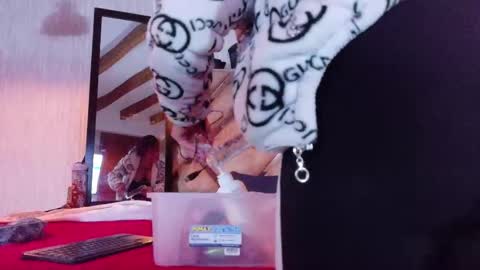 Snapshot of engel_devil chatting on February 2026 11:15:01 AM Engel online show from February 2026 11:15:01 AM