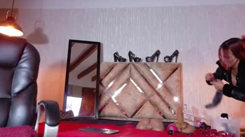 Snapshot of engel_devil chatting on February 2026 11:15:02 AM Engel online show from February 2026 11:15:02 AM