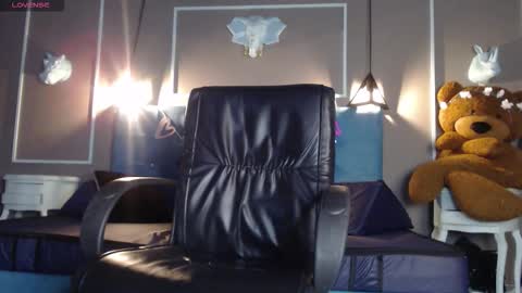 Snapshot of engel_devil chatting on February 2026 11:17:01 AM Engel online show from February 2026 11:17:01 AM