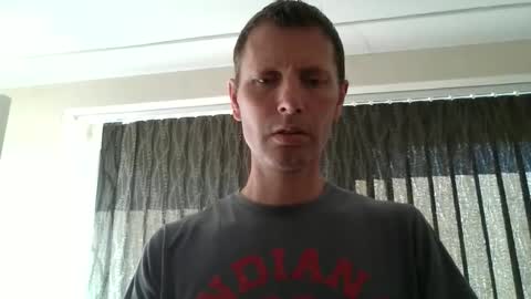 Snapshot of englishguy183 chatting on April 2026 10:07:02 AM EnglishGuy183 online show from April 2026 10:07:02 AM