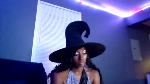 Goddess Enigma online show from November 2025 07:00:01 AM