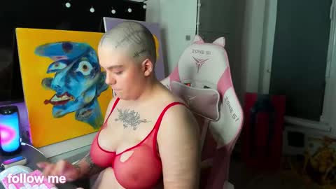 enigmastella online show from January 2026 05:27:02 PM