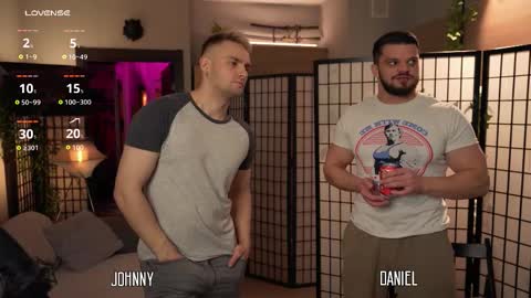 Johnny online show from September 2025 05:48:01 PM