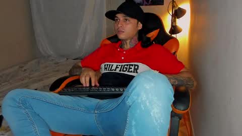 Snapshot of enjoymycock99 chatting on May 2026 04:41:02 AM enjoymycock99 online show from May 2026 04:41:02 AM
