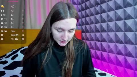 enn_allenn online show from October 2025 02:26:02 AM