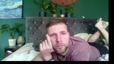 Eno218765 online show from October 2025 12:44:02 PM