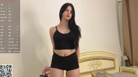 Sani online show from November 2025 08:08:01 PM