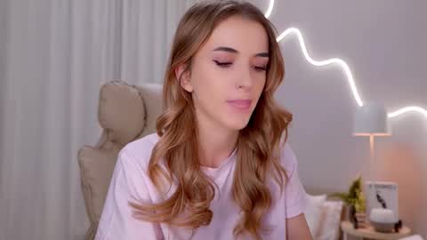 Snapshot of entya chatting on January 2026 06:29:01 AM entya online show from January 2026 06:29:01 AM