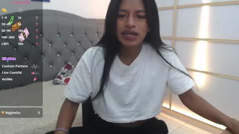 Enyenlina online show from December 2025 12:33:02 PM