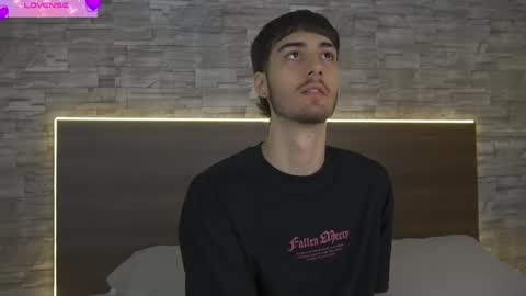 Enzo online show from April 2026 08:06:02 PM