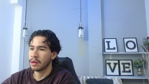 Enzo online show from April 2026 12:47:01 PM