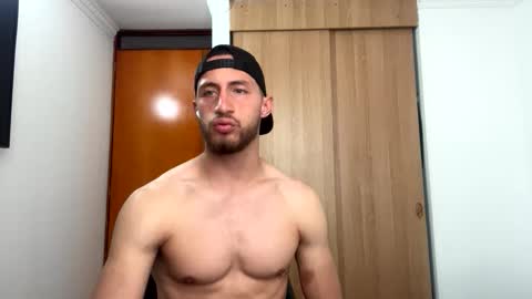 enzo_savage online show from April 2026 07:58:02 PM