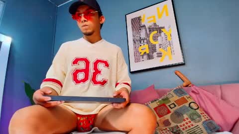 Enzo Soto  online show from April 2026 11:42:01 PM