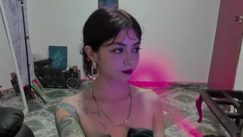 Leyla online show from July 2026 02:22:01 AM