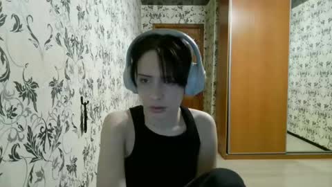 Snapshot of epifaniapaolino chatting on April 2026 12:05:01 AM Lucy NEXT STREAM January 5 HNY online show from April 2026 12:05:01 AM