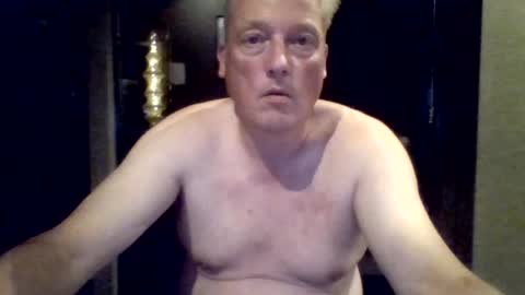 Snapshot of eppo44 chatting on August 2026 10:08:02 PM eppo44 online show from August 2026 10:08:02 PM