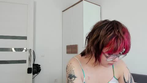 Snapshot of erapody chatting on June 2026 06:23:02 AM Venice online show from June 2026 06:23:02 AM