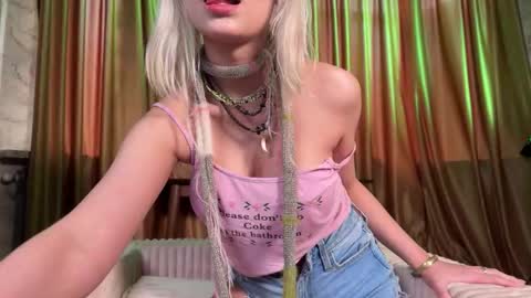 Alissa online show from March 2026 11:54:02 AM