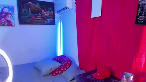 Snapshot of eren_blade_ chatting on January 2025 10:45:01 PM Tht BOSS Eren online show from January 2025 10:45:01 PM