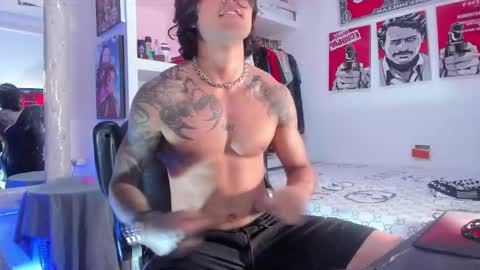 Snapshot of eren_blade_ chatting on September 2025 03:17:01 AM Tht BOSS Eren online show from September 2025 03:17:01 AM