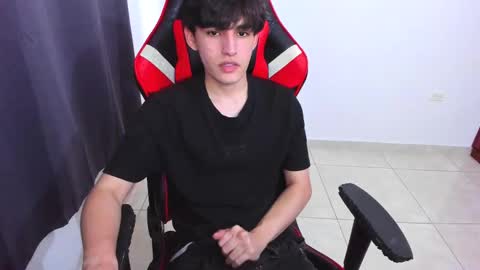 eren_tatakae online show from February 2025 08:55:01 PM