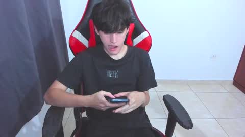 eren_tatakae online show from September 2025 12:25:01 AM